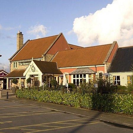 Premier Inn Haydock Park/M6 J23 Уоррингтон Экстерьер фото