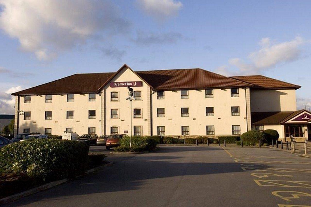 Premier Inn Haydock Park/M6 J23 Уоррингтон Экстерьер фото