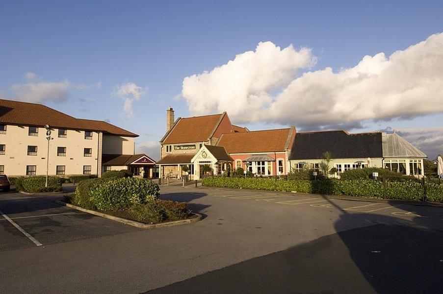Premier Inn Haydock Park/M6 J23 Уоррингтон Экстерьер фото